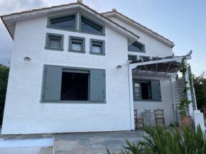 Ληγάτο Cottage House